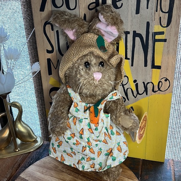 Brass Button Collectables Flora NWT Vintage Bunny Plush with jointed legs & arms - Picture 15 of 17